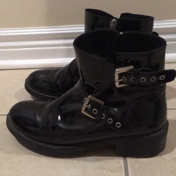 Patent leather ankle boots - Picture 2 of 3